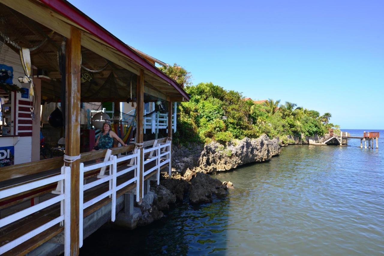 Seagrape Plantation Resort & Dive Center West End Buitenkant foto